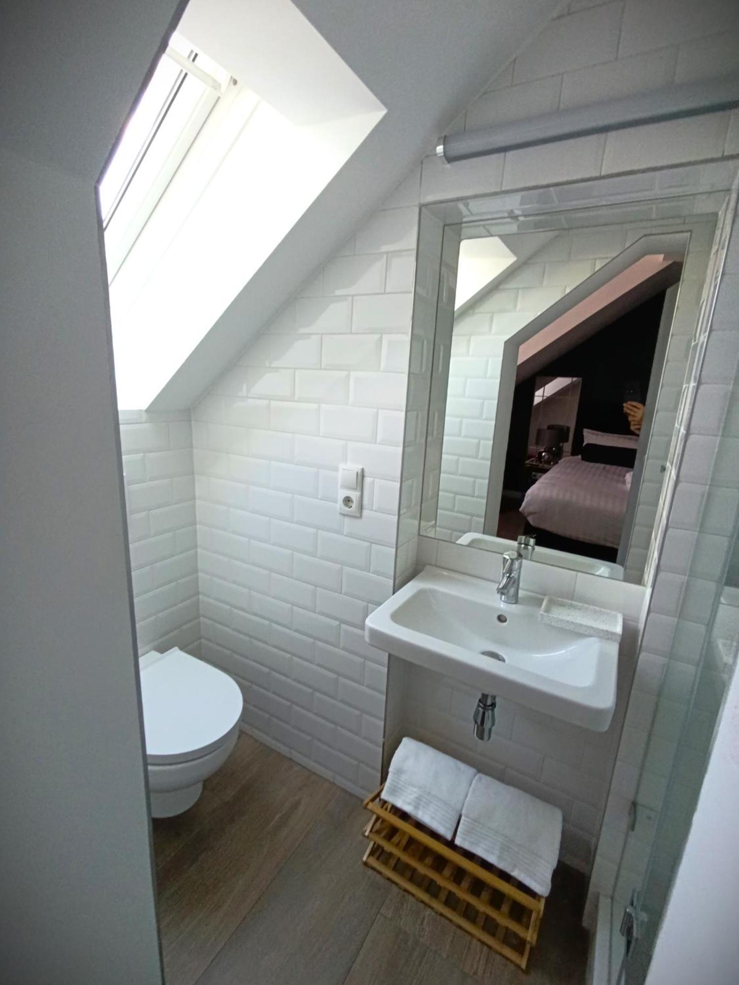 Bossa City Design Apartments Wenen Buitenkant foto