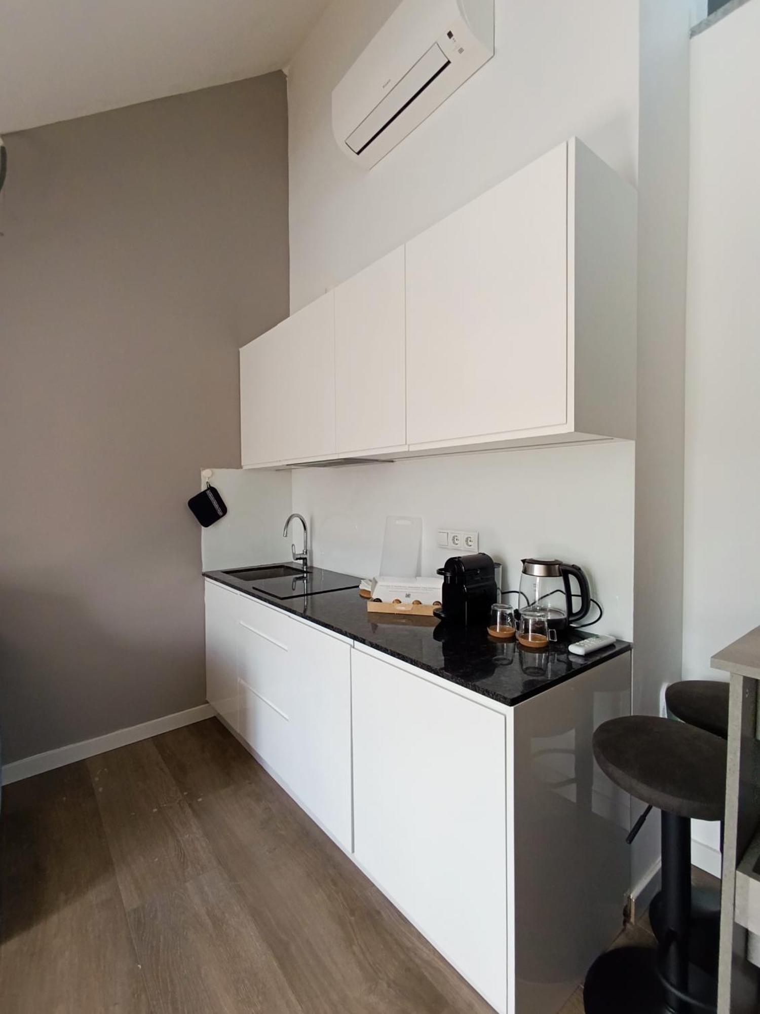 Bossa City Design Apartments Wenen Buitenkant foto